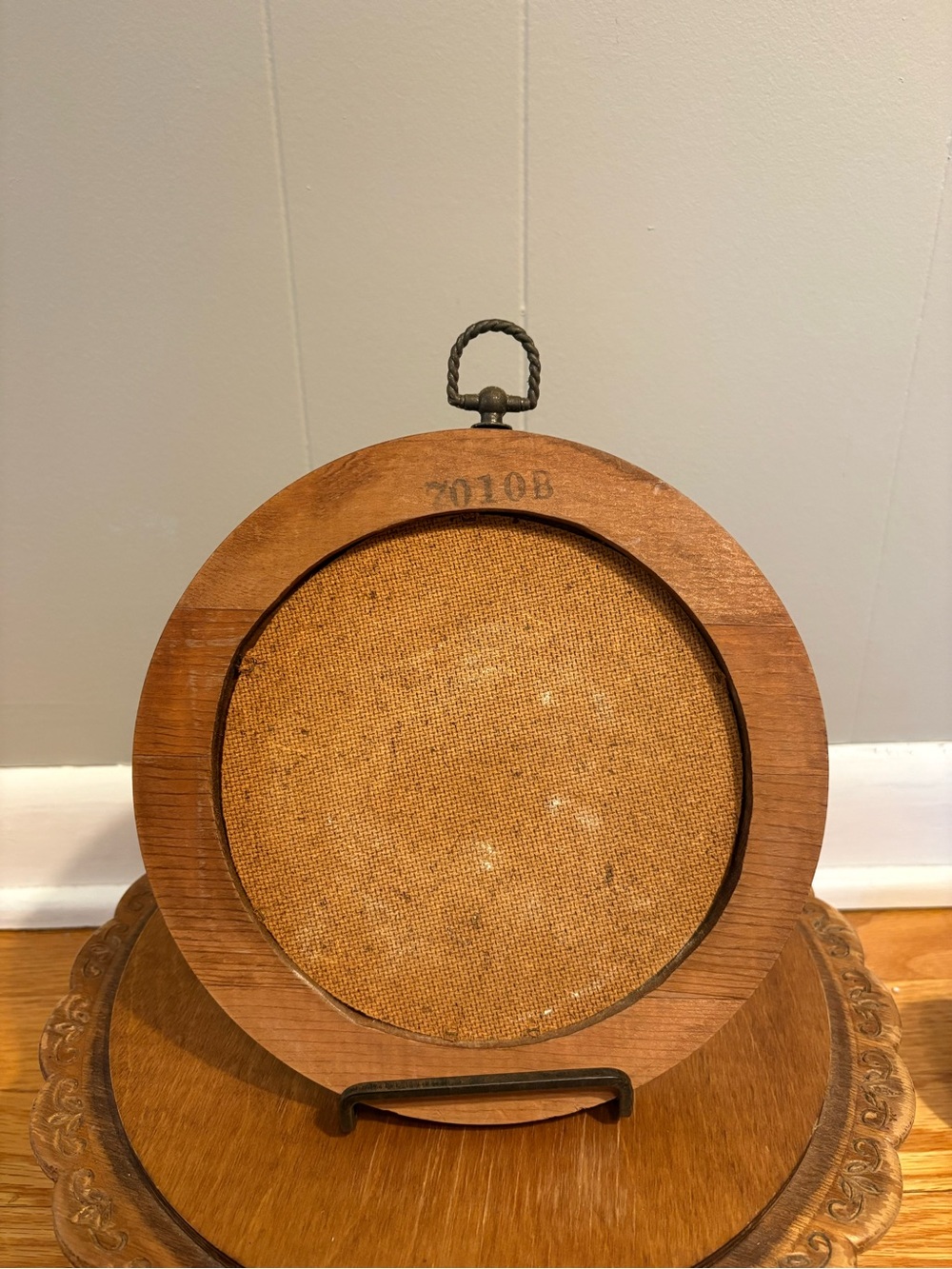 Vintage Bird Art in Round Wooden Frame - Ph Gunner - Picture 4 of 4